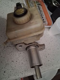 BMW  master brake cylinder