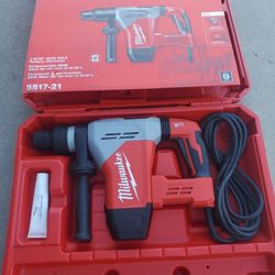 Milwaukee
1-9/16 in. SDS-Max Rotary Hammer