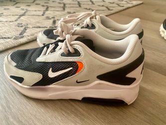 Nike AIR Max 4Y (6 women’s)