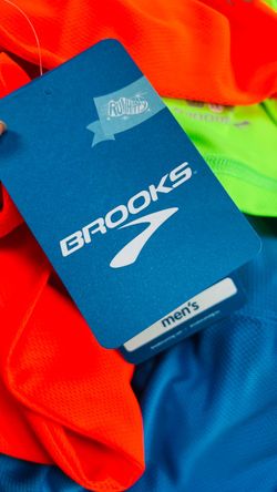 Brooks Men's /youth Running Apparel with Tags