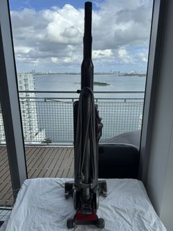 Dyson DC18 Slim Vacuum 