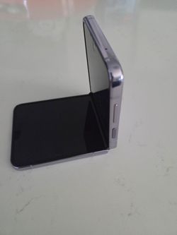 Galaxy Z Flip 4