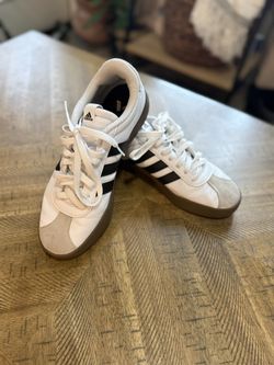 Adidas Sneakers Unisex