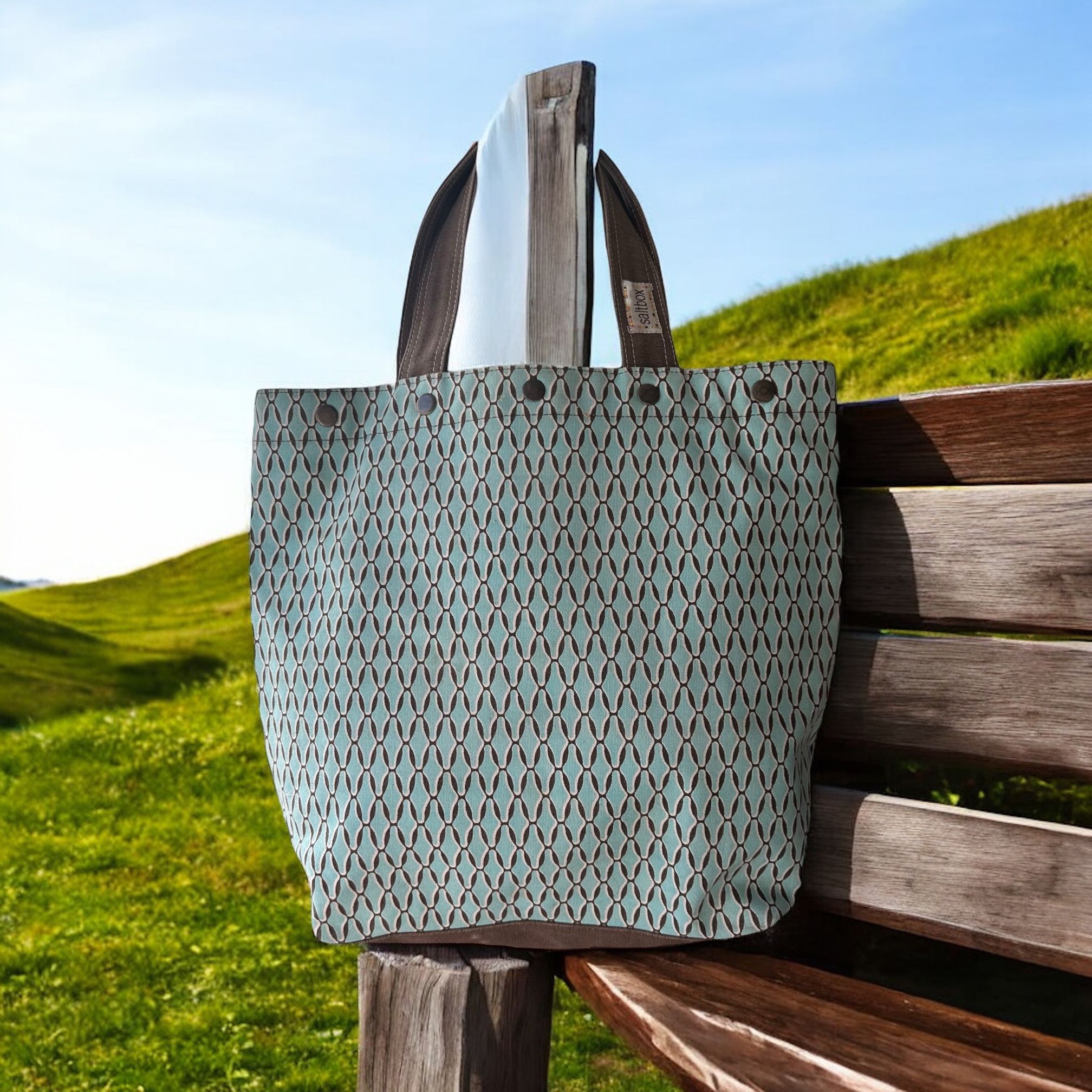 Saltbox Canvas / Tote