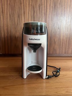Baby Brezza Formula Pro Advanced Formula Dispenser + Bottle Maker Machine