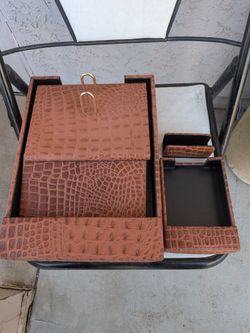 Authentic Crocodile Skin ( Desk Top ) Equipment!