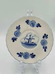 PAIR Of Vintage Decorative Delft Wall Plates / Home Decor/ House Decor