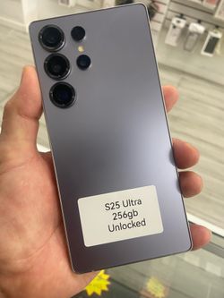 S25 ultra unlocked. Cash or $50 down w approval