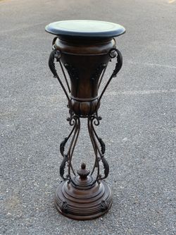 Wood And Metal Pedestal 43”