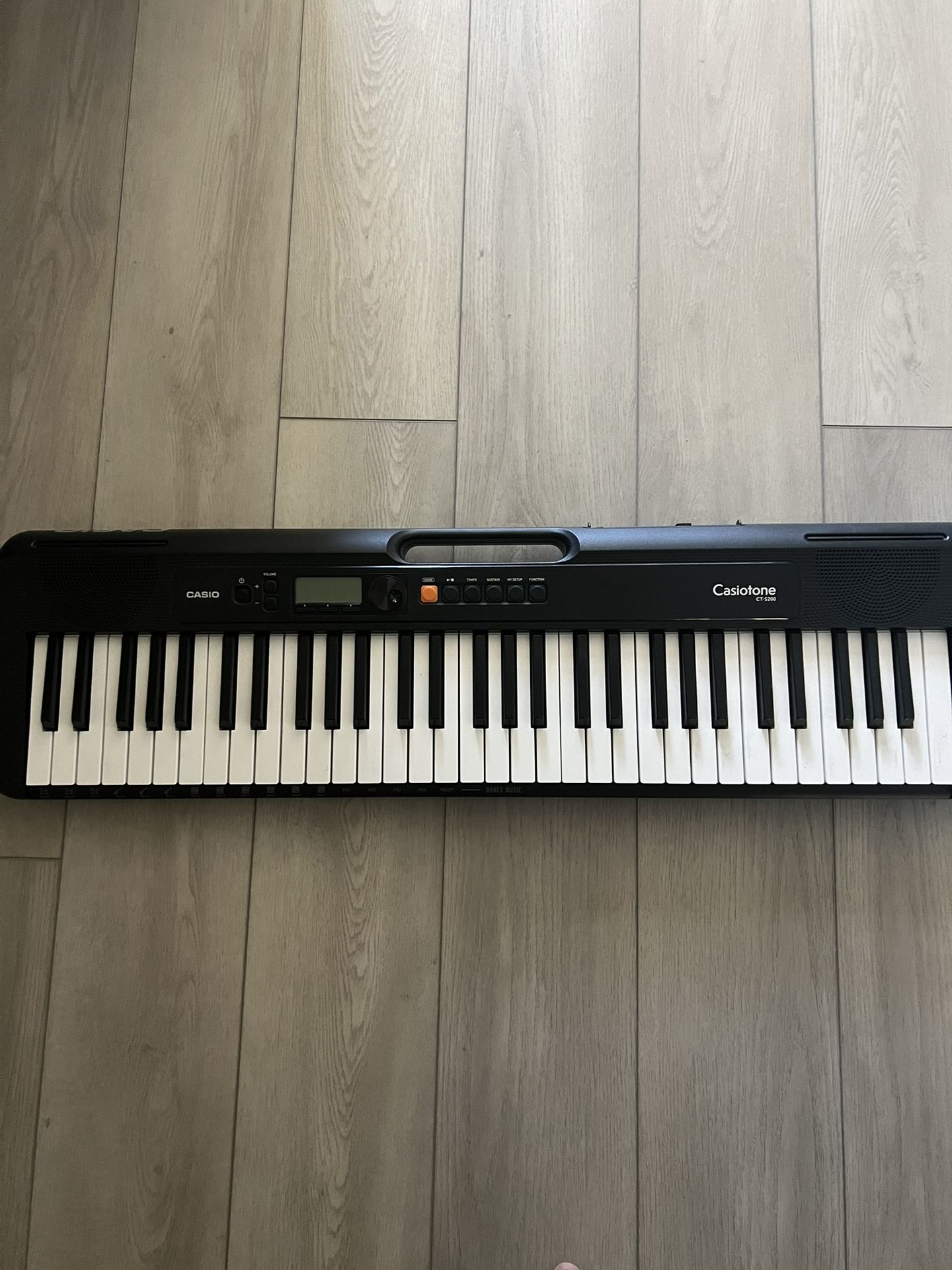 Casiotone Ct- S200 61 Key Portable Keyboard