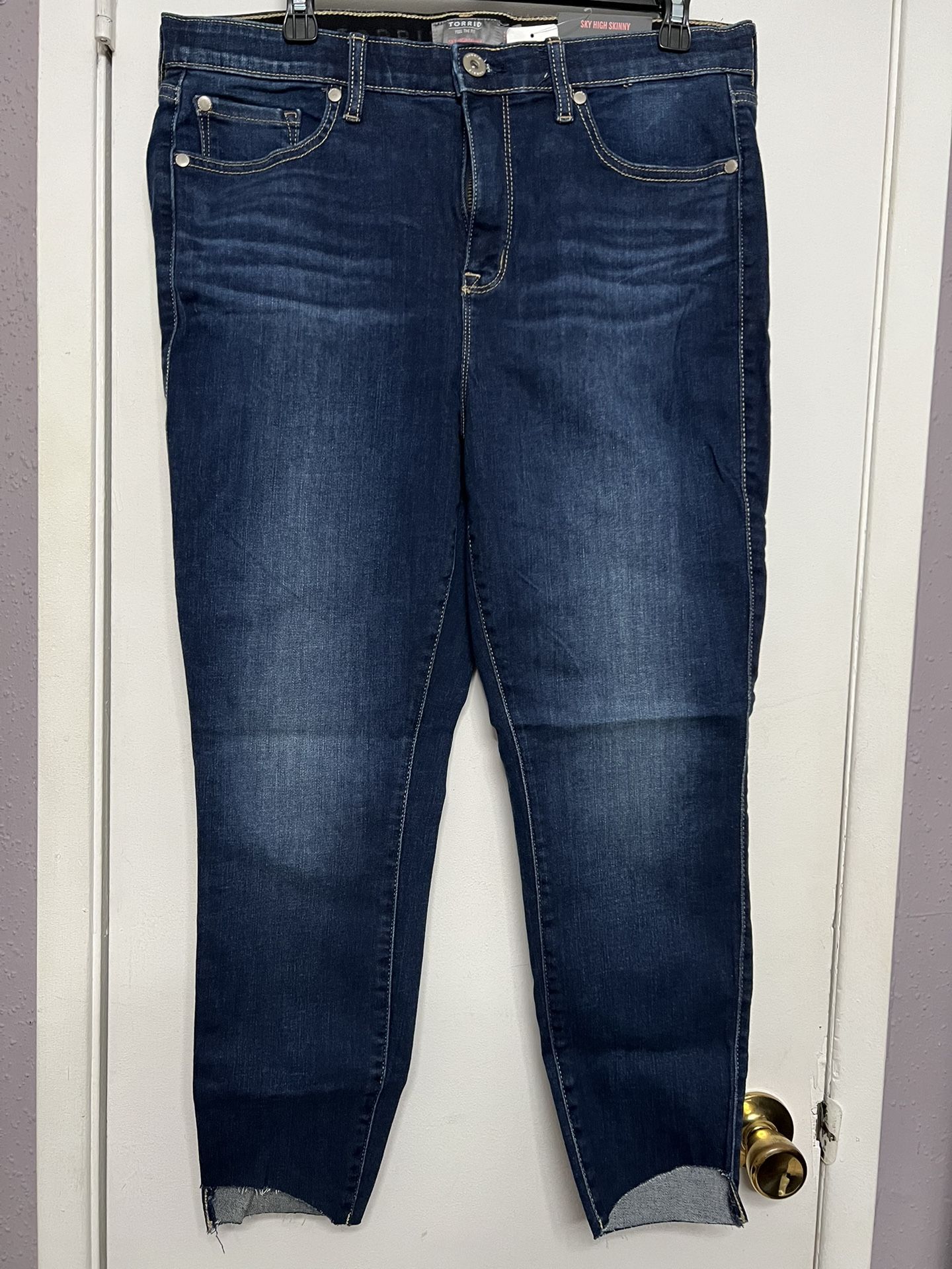 Torrid Plus Size Sky High Skinny Jeans 16 S