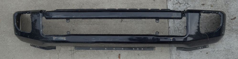 USED REF#M019B || 2020-2022 FORD F-250 / F-350 || FRONT METAL BUMPER