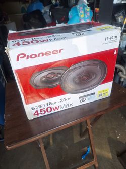 Pioneer 450w 6"x9" car door speakers