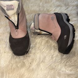 Women’s boots size 10 w