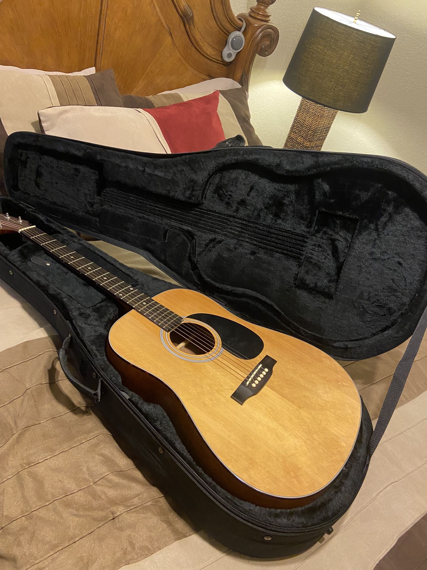 Acoustic Guitar