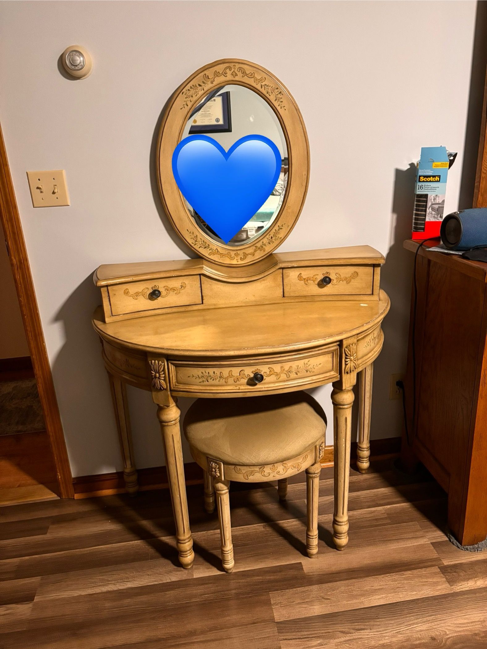 Makeup Vanity