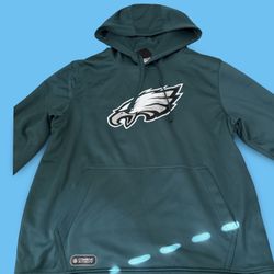 Men's Philadelphia Eagles Antigua Midnight Green Victory Pullover Hoodie