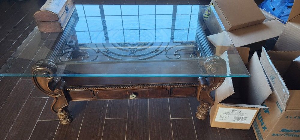 Coffee Table, End Table And Sofa Table 