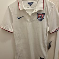 New Men’s USA Soccer Jersey Size Small WC2015