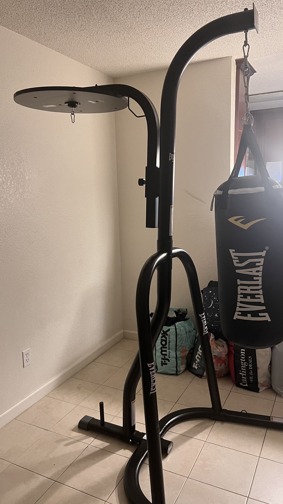 Boxing Stand With Bag 