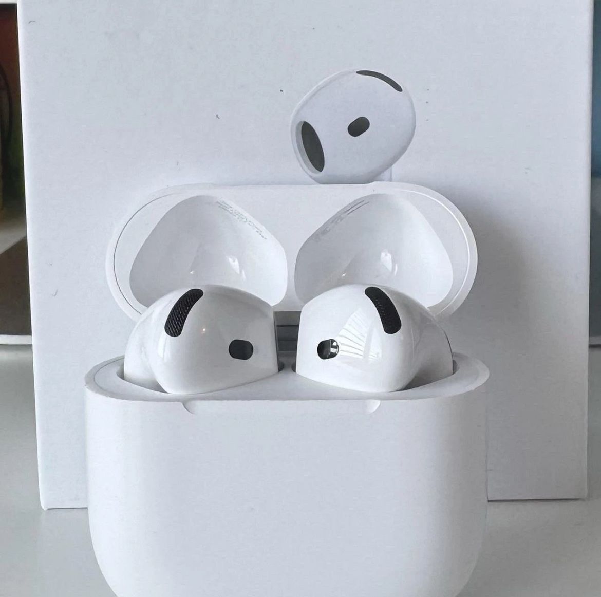 Apple AirPods 4th Generation With ANC