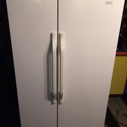 Magic Chef  Refrigerator/freezer