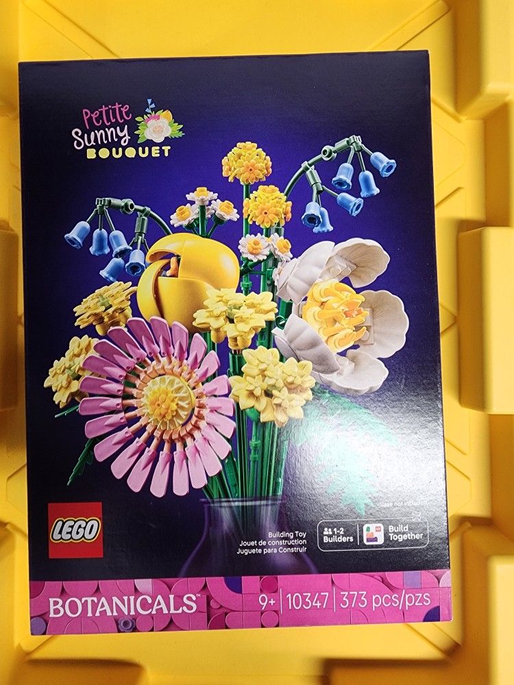 LEGO Botanicals Petite Sunny Bouquet set