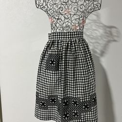 Womens cooking apron  brand  Vintage S/M 