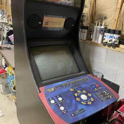 Arcade Cabinet & Working Monitor 
