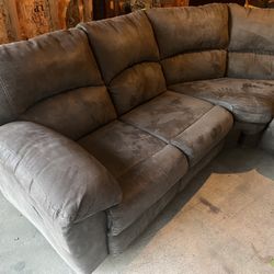 Ashley Signature Design Sectional Couch Need It Gone Tonight 4th Of July Special 