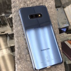  Samsung Galaxy S10e 128gb Unlocked Excellent Condition 