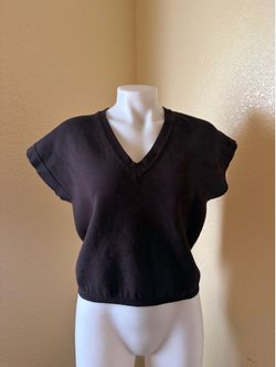 Premise sweater top
