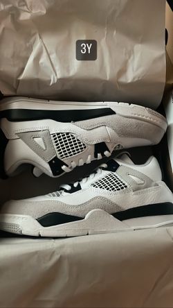 AIR JORDAN 4 RETRO - MILITARY BLACK