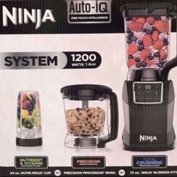 2021 NINJA Kitchen System 1200 watts Auto-IQ Blender! BRAND NEW! Never Opened! In Original Factory Packaging! Retails For $200+tax! Don’t Pay That! 