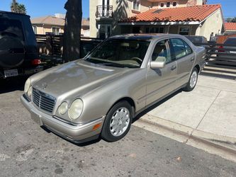 1998 Mercedes-Benz E-Class