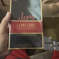 Very Good Girl Perfume 