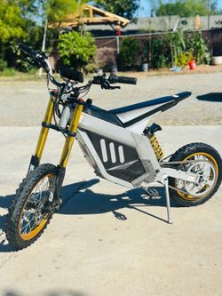 For Sale: Hoverheart DZ009 Electric Dirt Bike (3000W) - Excellent Condition