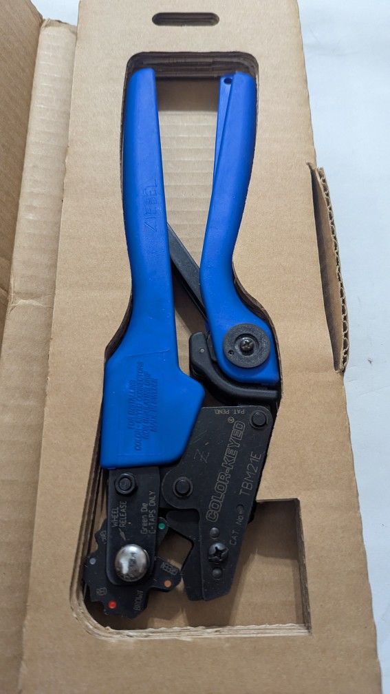 Thomas & Betts TBM21E ISO 9001 Color Keyed Comfort Crimp Compression Tool Pliers