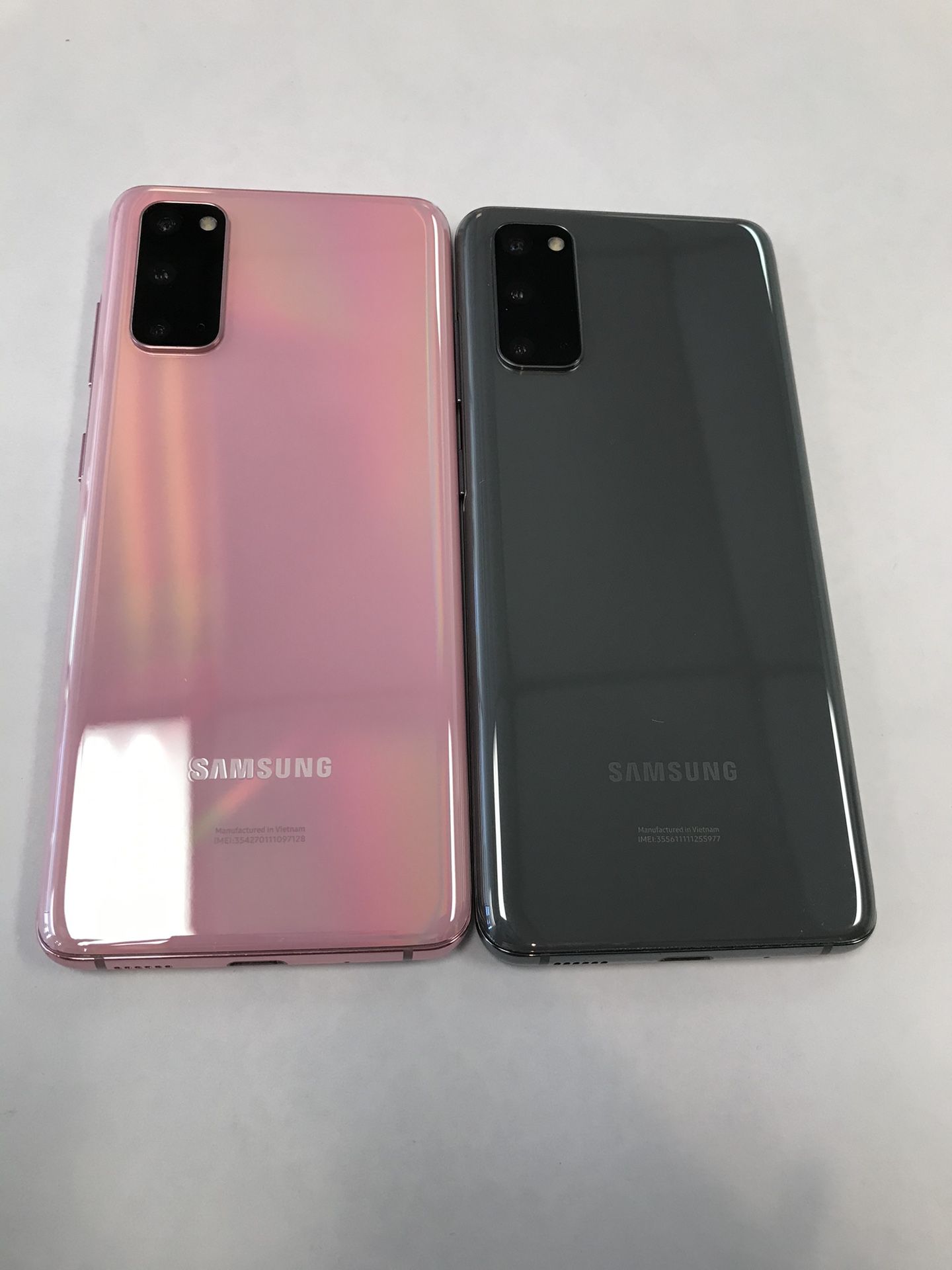Samsung Galaxy S20 5G 128gb Unlocked $199 Each 