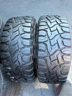 2 tires 35x12.50r17 Toyo 85% tread life $320 for 2 mounted and balanced