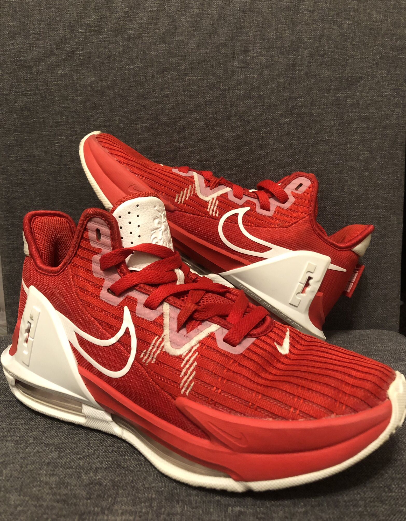 Nike LeBronJames H021 Witness V6