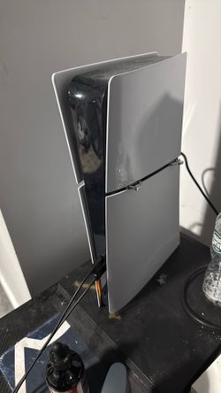 ps5 slim 1TB with two controllers