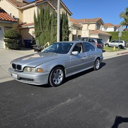 2003 BMW 525i 5 Speed 