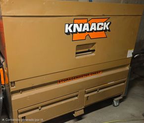 Tool, Box. Dewalt, milwaukee, Makita.