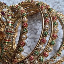 Gold Tone Indian/Desi Bangle Set – Beautiful Colors