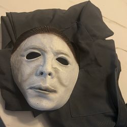 Michaels Kids Costume New $20 !!!! 