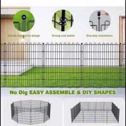 GARDEN FENCE with Gate for Patio. 