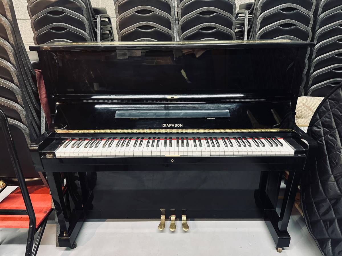 Diapason Model 126-ME Ebony Gloss 50” Upright Piano
