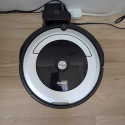 iRobot Roomba (600-series)