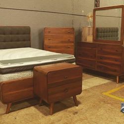 Robyn Mid  Century Modern 5 PCS Bedroom Set Queen or King Bed Dresser Nightstand Mirror and CHEST With İnterest Free Payment Options 
